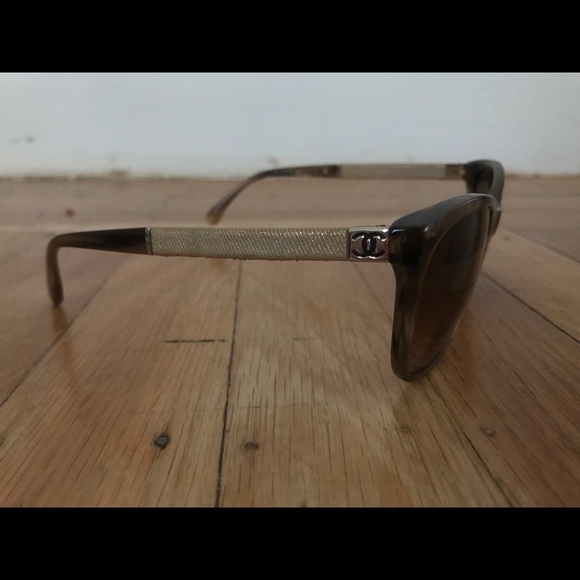 Chanel Sunglasses - Picture 3 of 8